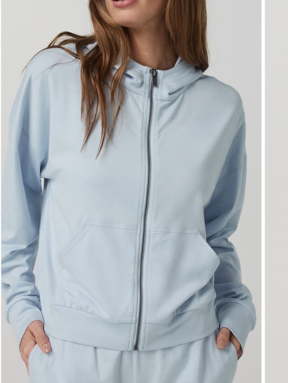 Vuori Halo Modern Zip Hoodie in Soft Sky XS